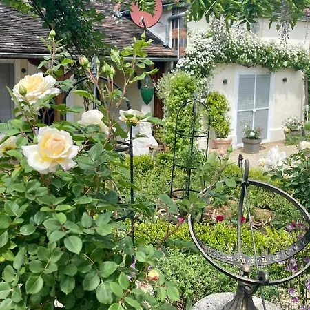 Coin Perdu B&b, D Apartment *
